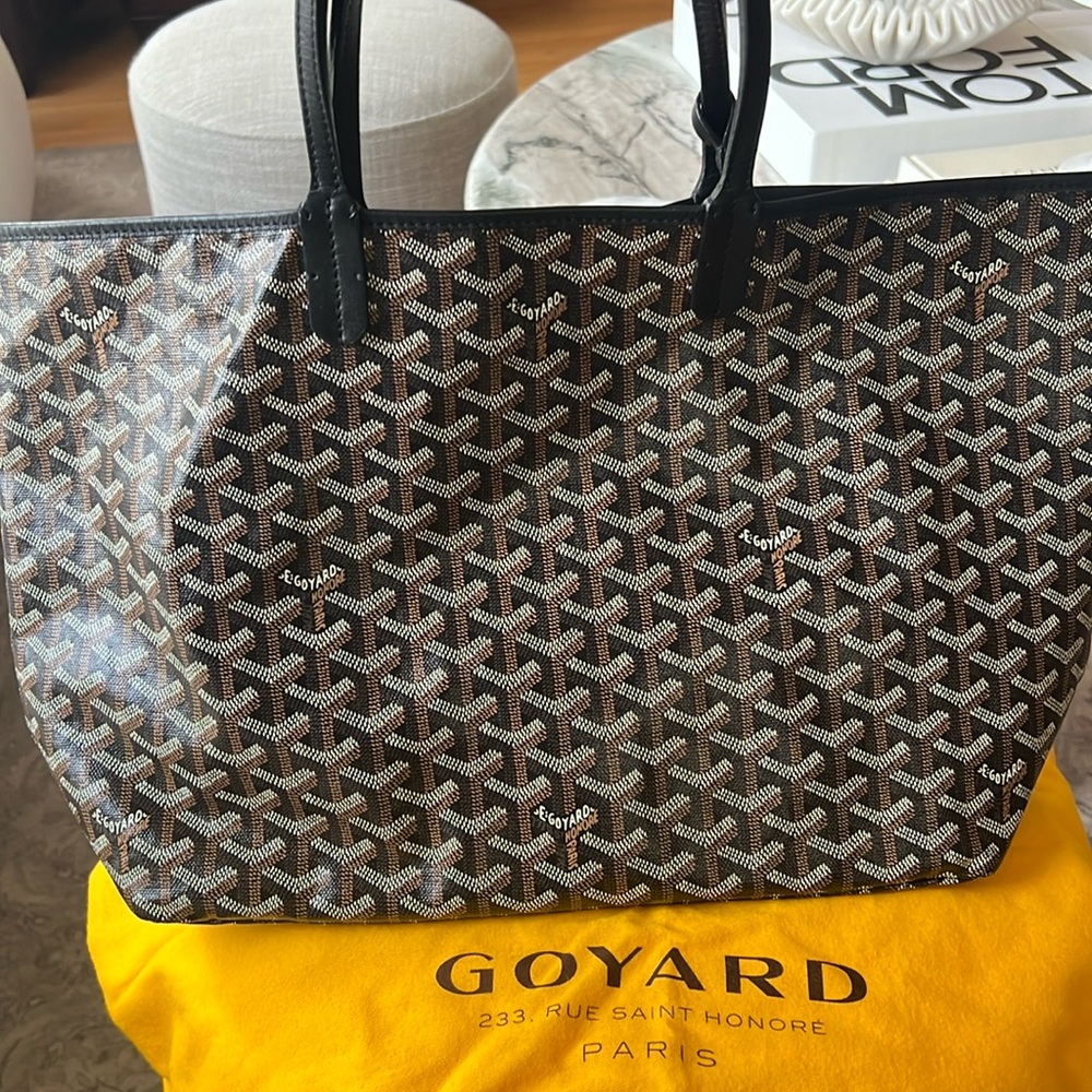 SOLD ❌ Goyard Saint Louis PM Tote Black